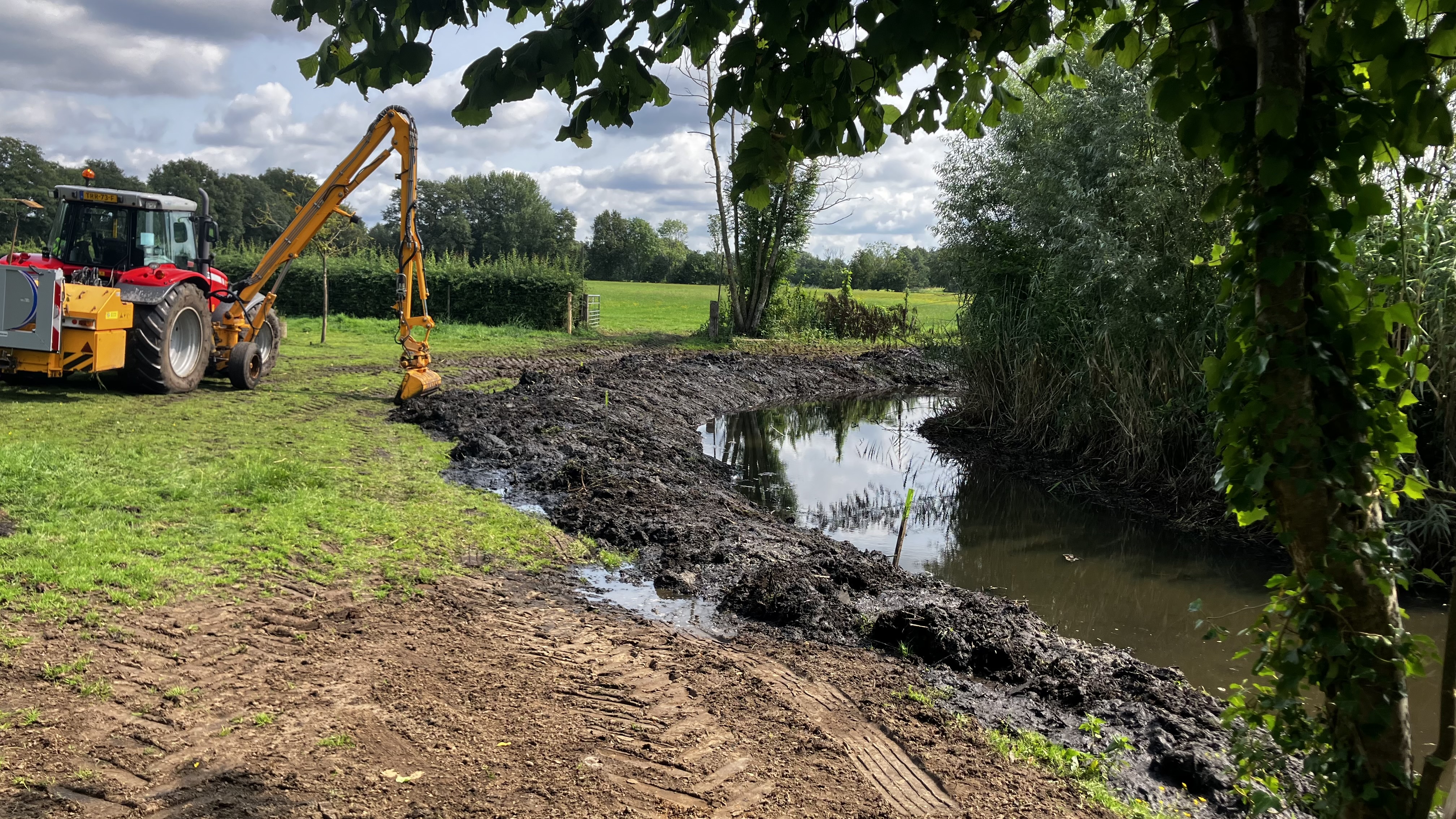 Uitgraven beekomloop Grote Beek